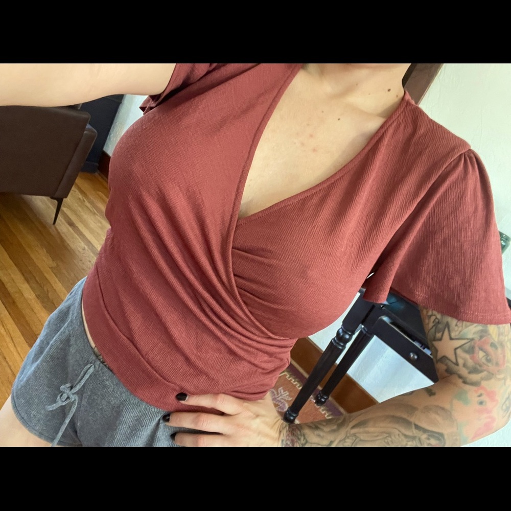 M. Soft . Tie back. Only worn twice.